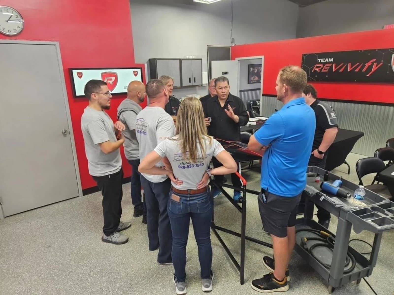 Hands-on Revivify coating training session